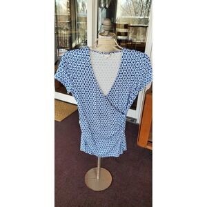 Boden Blue White Circle Print V Neck Short Sleeve Wrap Style Top Womens 4